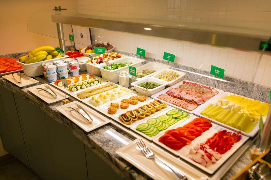 Hampton By Hilton Bialystok Hotell Restaurang bild