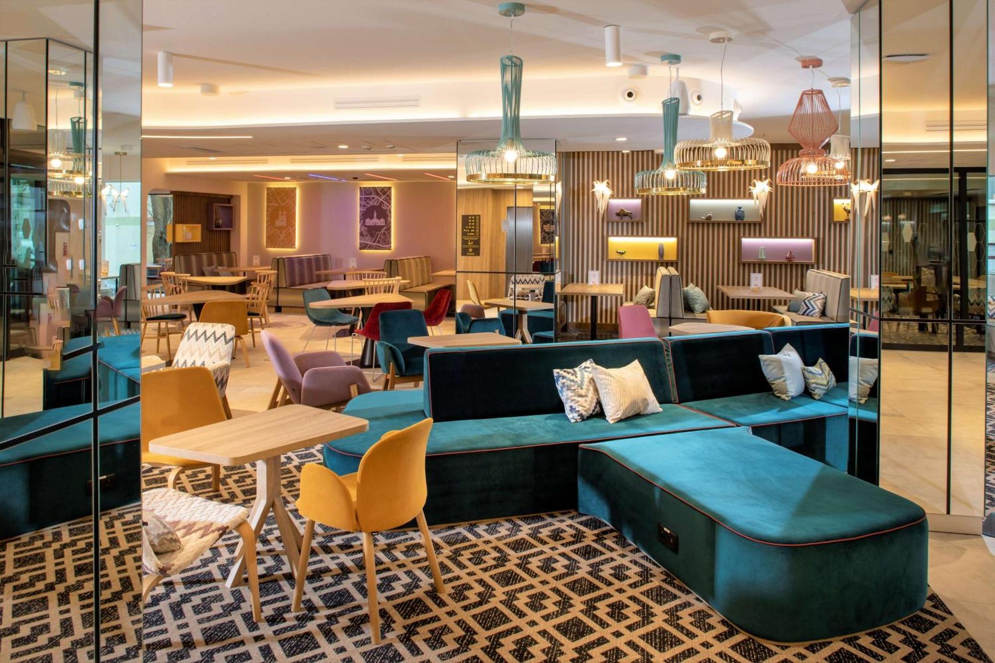 Hampton By Hilton Bialystok Hotell Exteriör bild