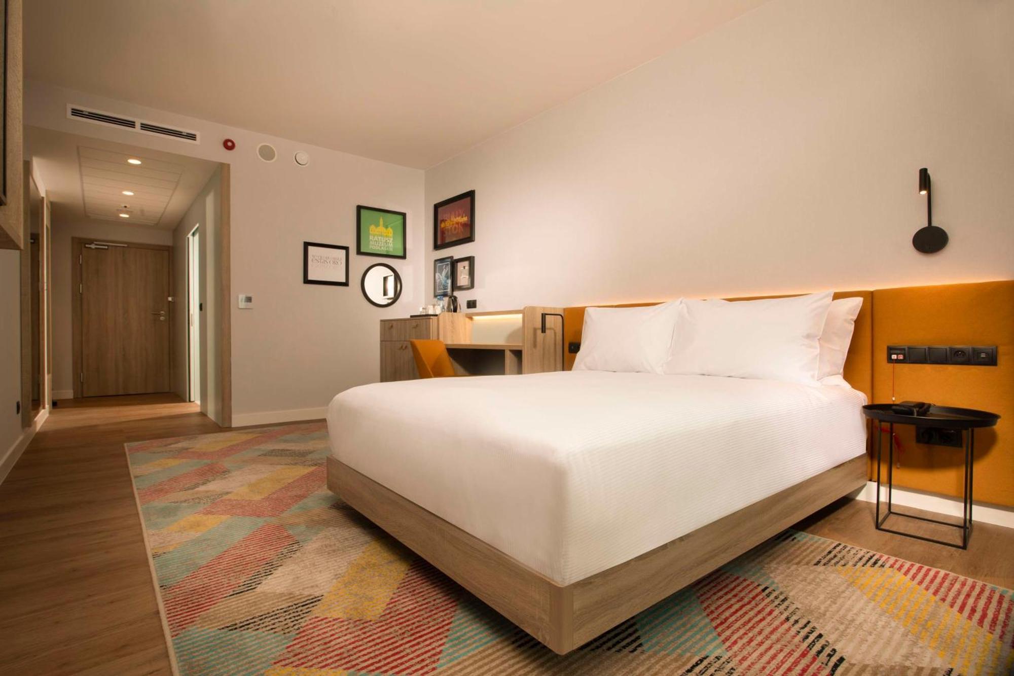 Hampton By Hilton Bialystok Hotell Exteriör bild